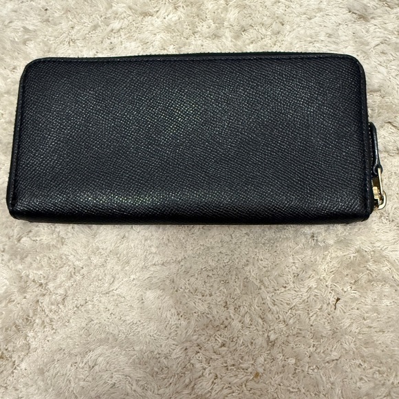 Coach Black and Gold Textured Wallet - Picture 4 of 10